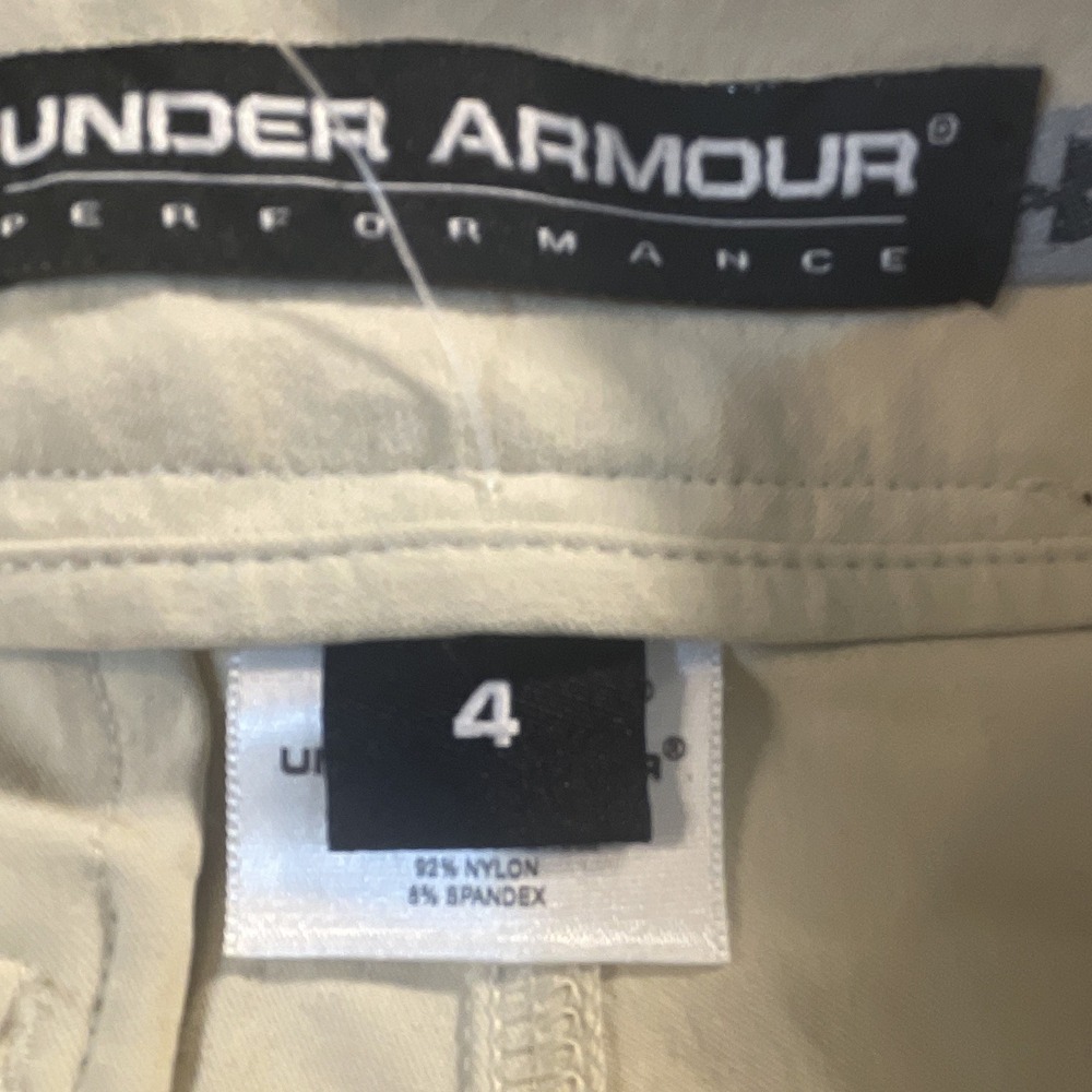 Under Armour HeatGear Women's Golf Shorts Beige Size 4 Solid Stretch Pockets - Picture 3 of 8